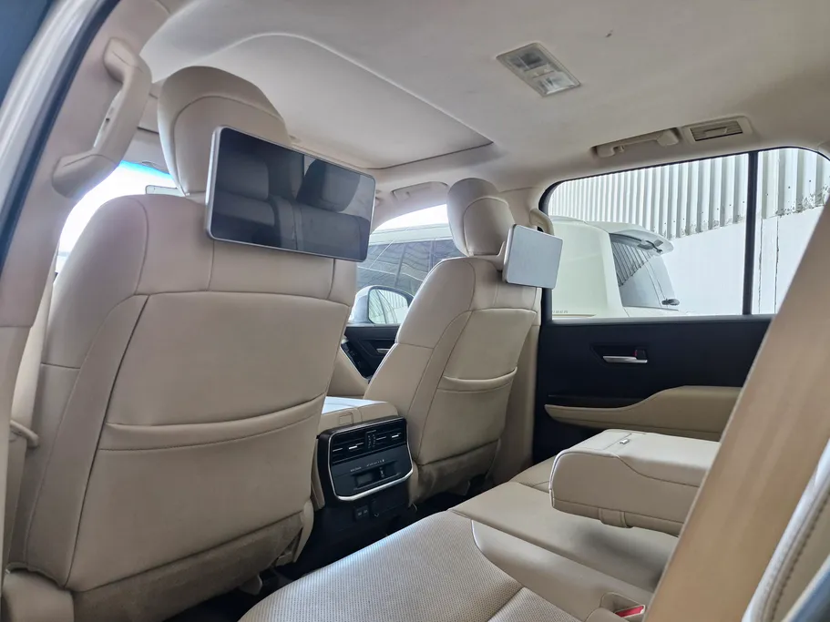 تويوتا لاندكروزر GXR4 2022 