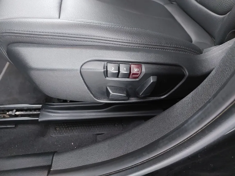 2023 BMW X Series 2 S Drive 20I 
