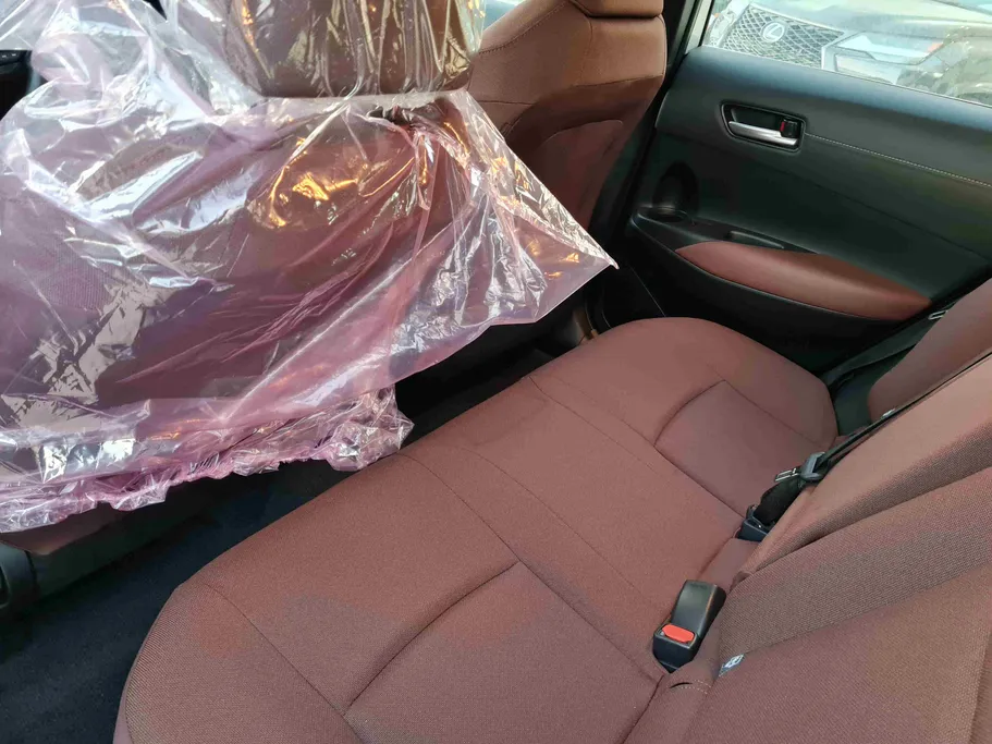 تويوتا كورولا كروس XLE HEV 2025 