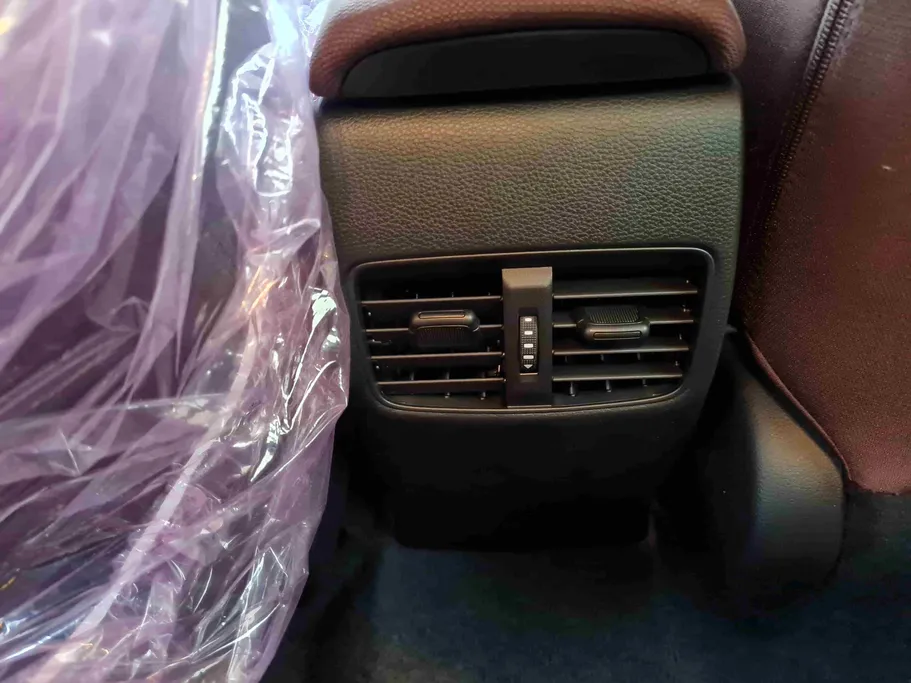 تويوتا كورولا كروس XLE HEV 2025 