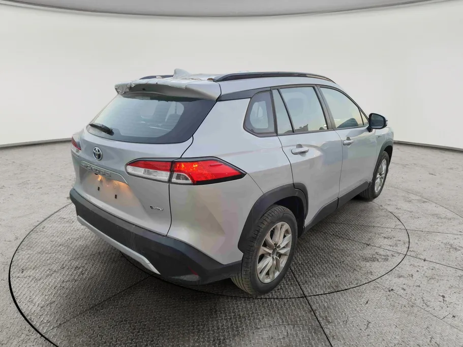 تويوتا كورولا كروس XLE HEV 2025 