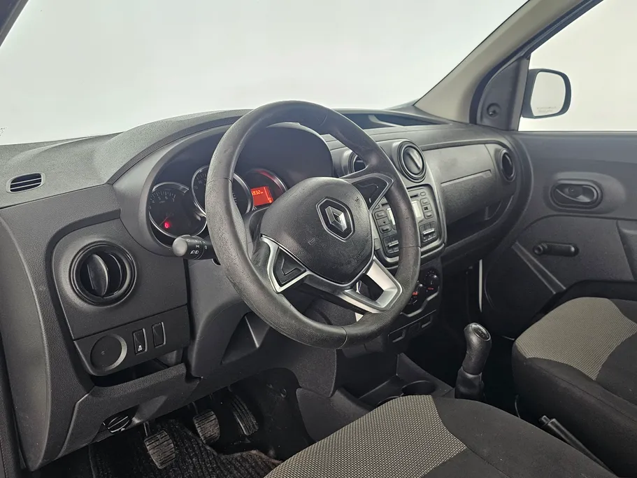 2020 Renault Docker Van بضاعة 