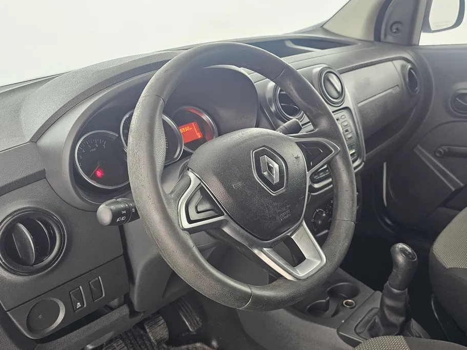 2020 Renault Docker Van بضاعة 