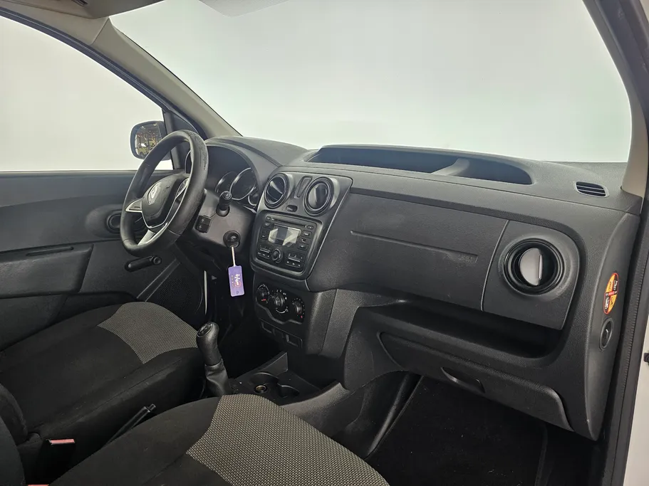 2020 Renault Docker Van بضاعة 