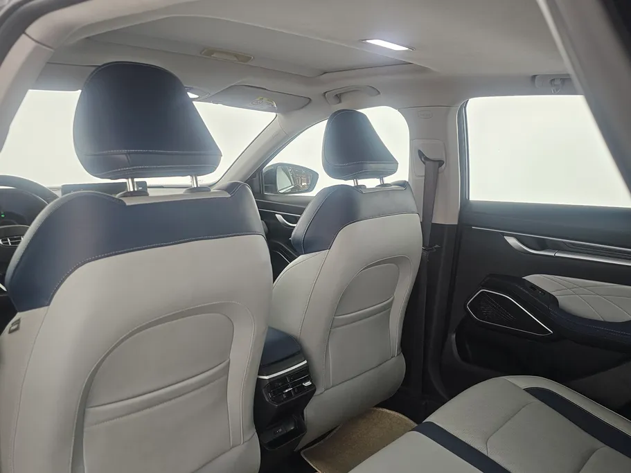 2023 Geely Emgrand GF 