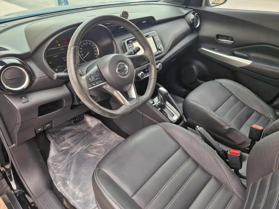 2020 Nissan Kicks SL 