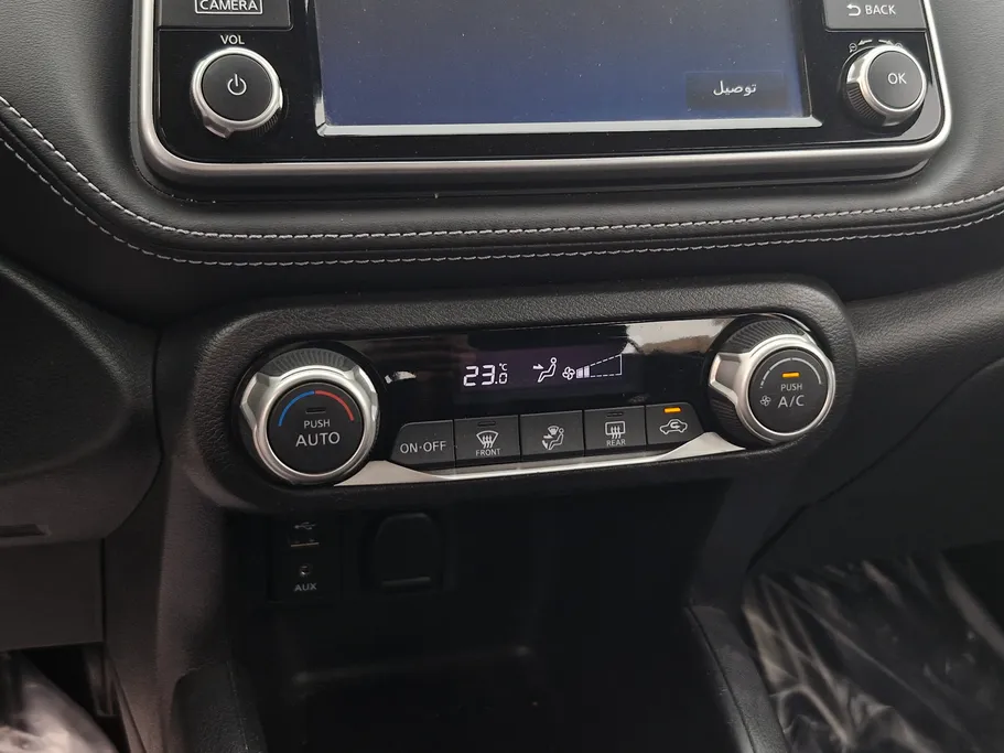 2020 Nissan Kicks SL 