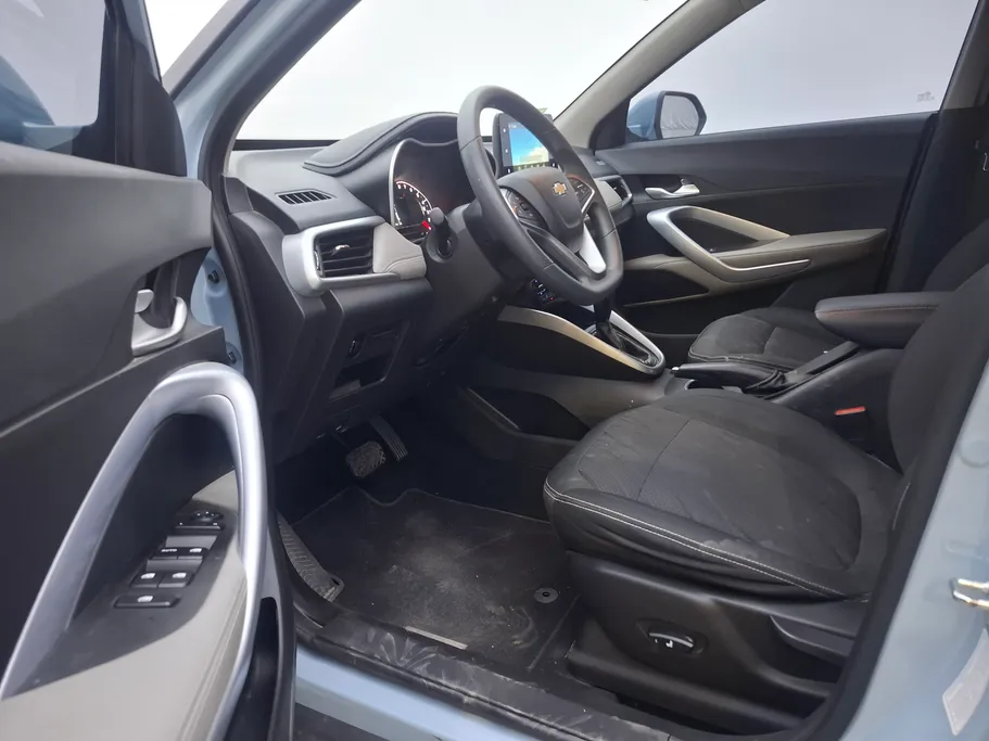 2023 Chevrolet Groove LT 