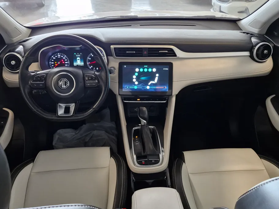 2023 MG ZS LUX 