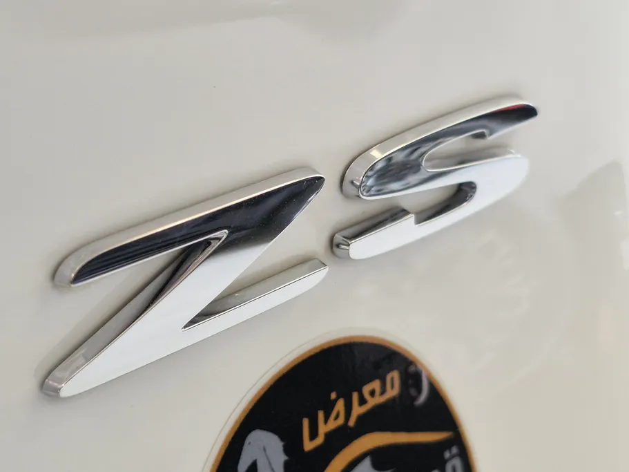 2023 MG ZS LUX 
