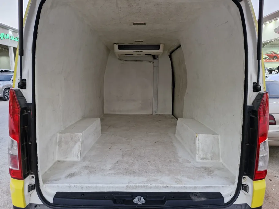 تويوتا هايس ثلاجة سقف عالي 2021