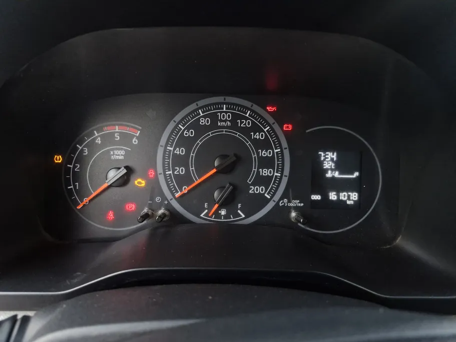 تويوتا هايس ثلاجة سقف عالي 2021