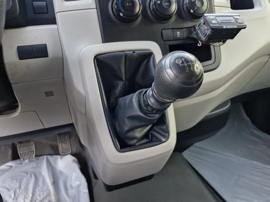 تويوتا هايس ثلاجة سقف عالي 2021