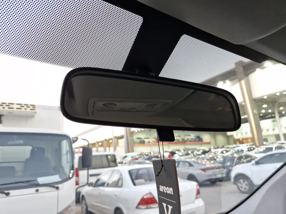 تويوتا هايس ثلاجة سقف عالي 2021