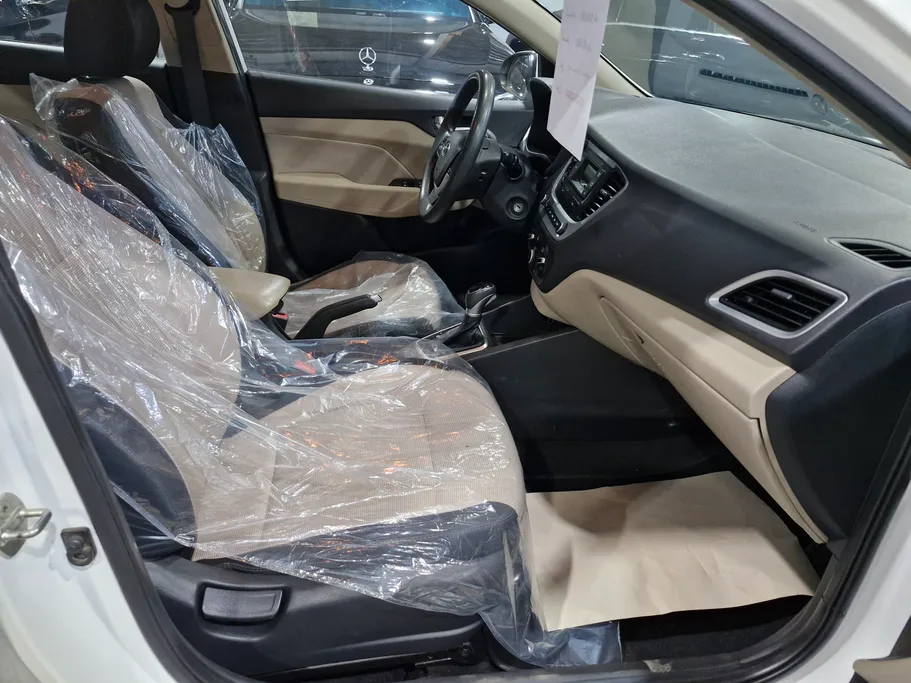 2023 Hyundai Accent Smart 