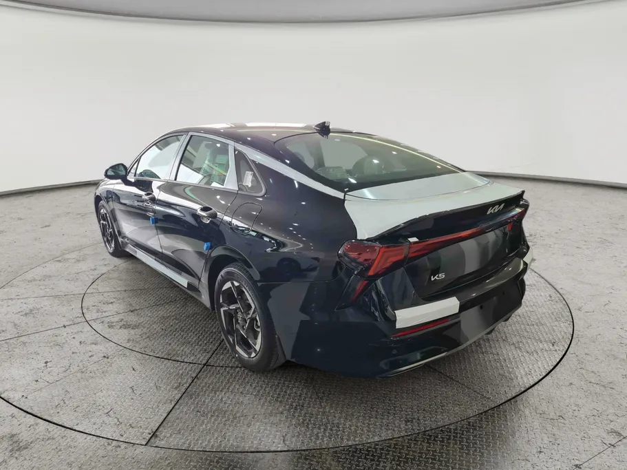 2026 Kia K5 GLS 