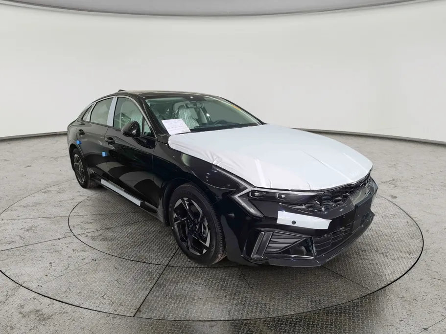 2026 Kia K5 GLS 