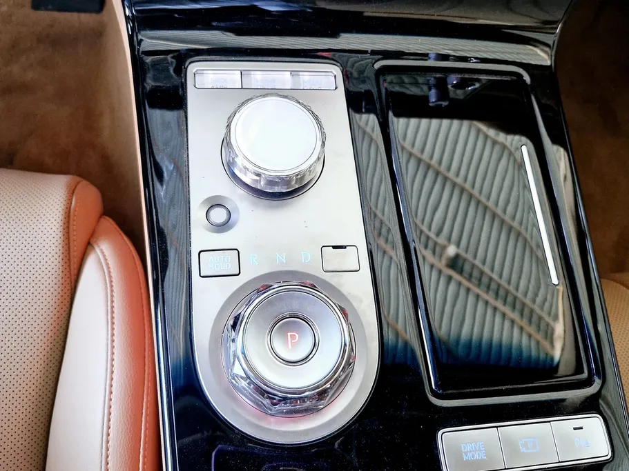 2025 Genesis G80 PRESTIGE 