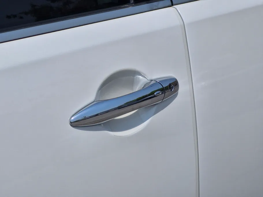 2023 Nissan Patrol Platinum 