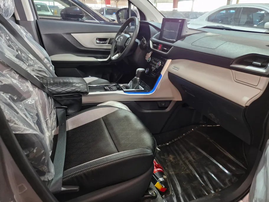 2024 Toyota Veloz GLX 