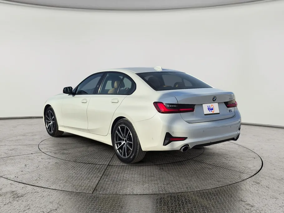 2022 BMW 3 Series 320i  