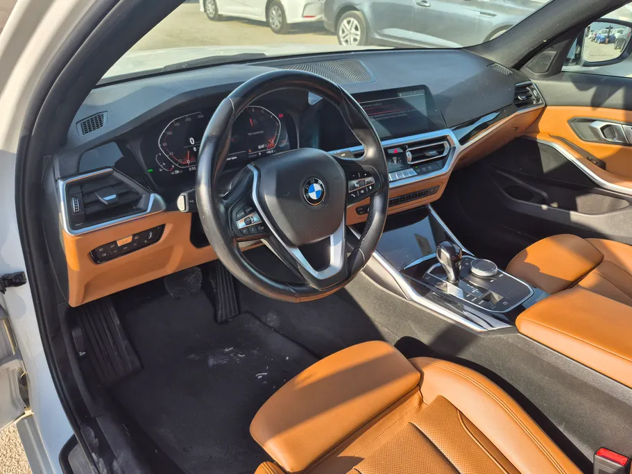 2022 BMW 3 Series 320i  