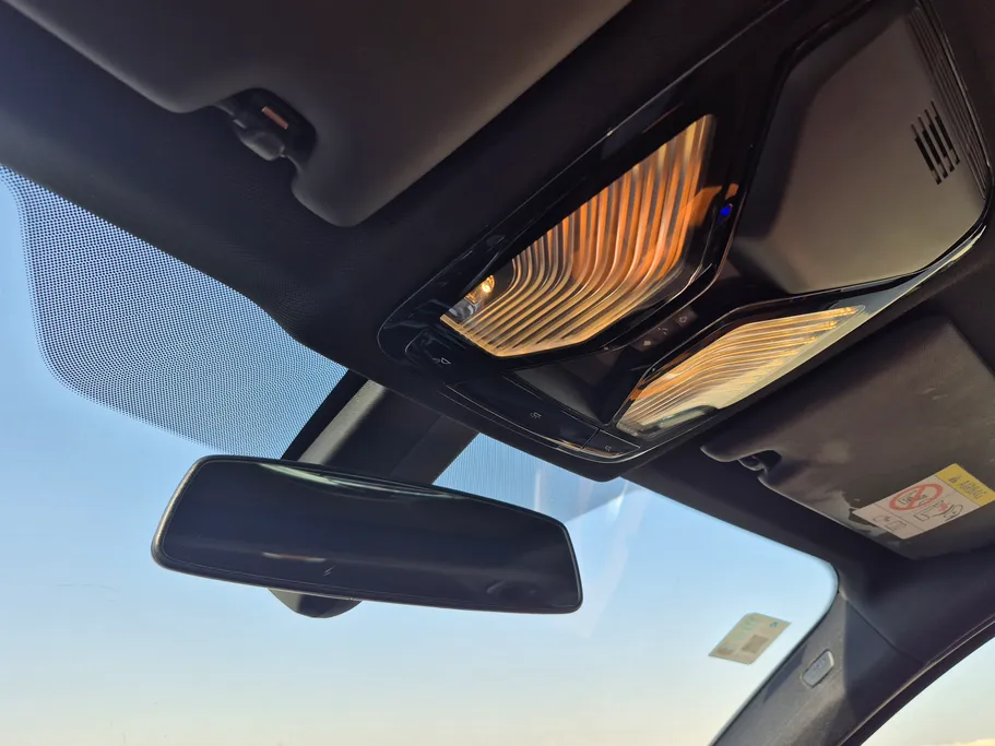 2022 BMW 3 Series 320i  