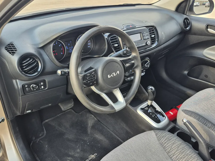 2023 Kia Pegas LX 