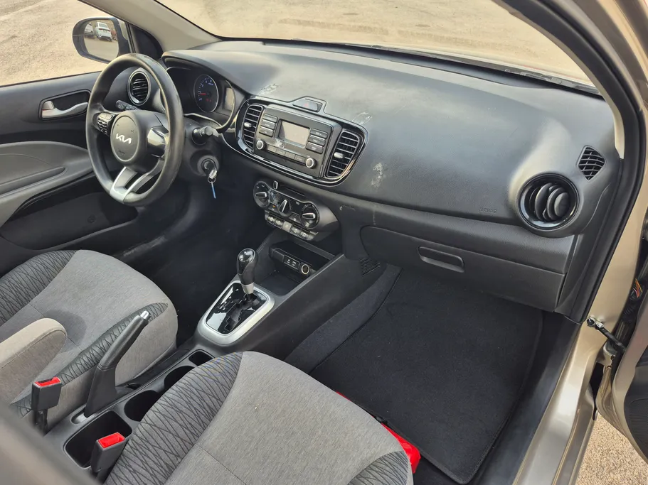 2023 Kia Pegas LX 