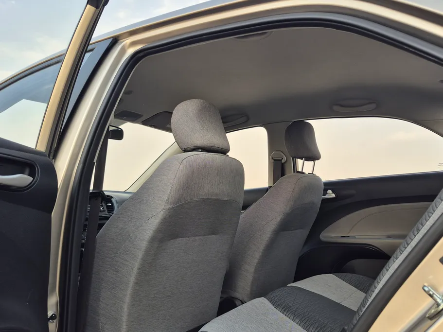 2023 Kia Pegas LX 
