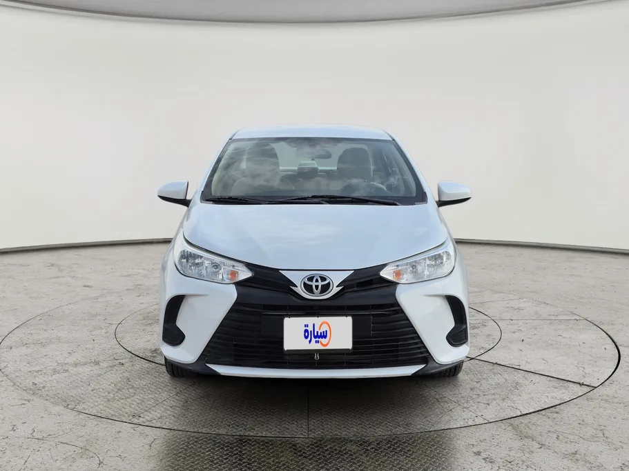 2022 Toyota Yaris  Y 