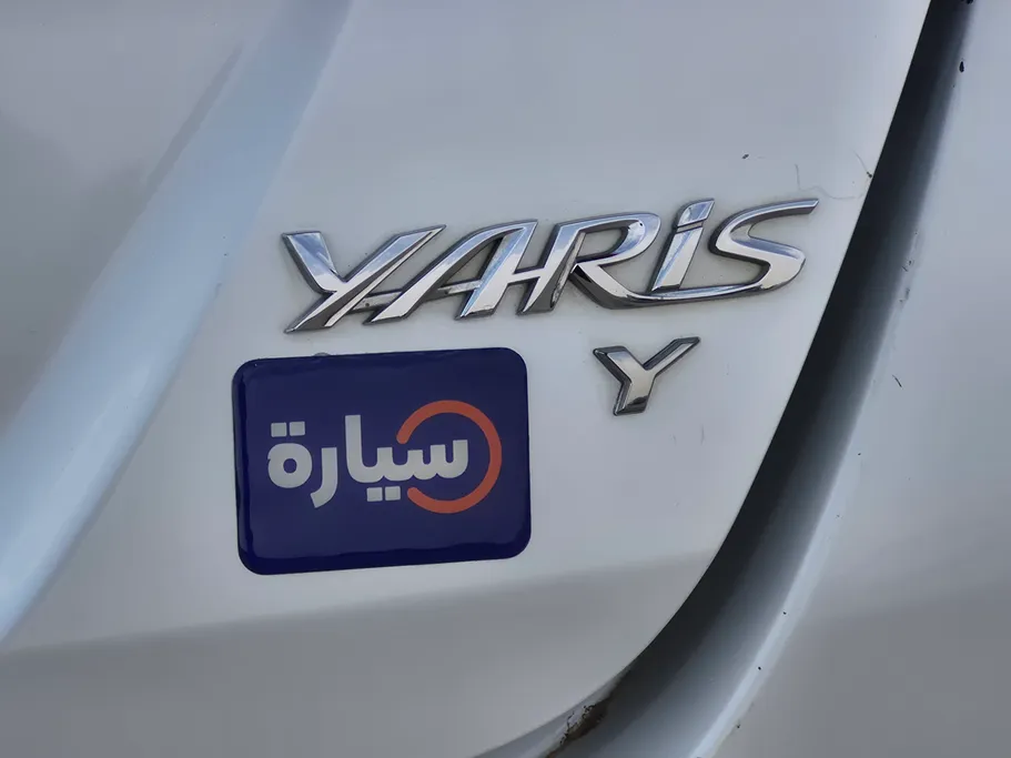2022 Toyota Yaris  Y 