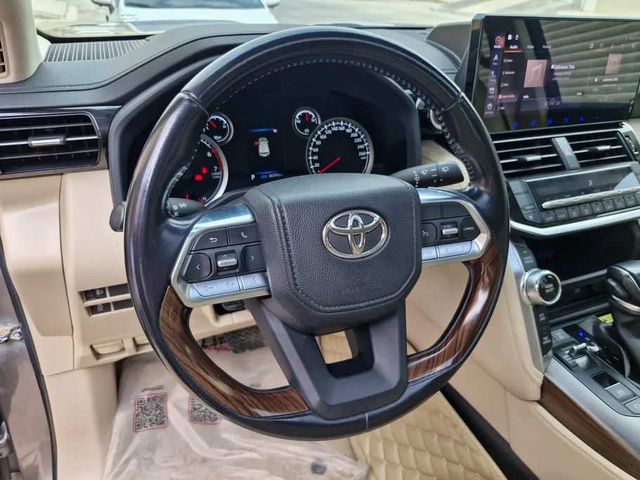 تويوتا لاندكروزر GXR4 2022 