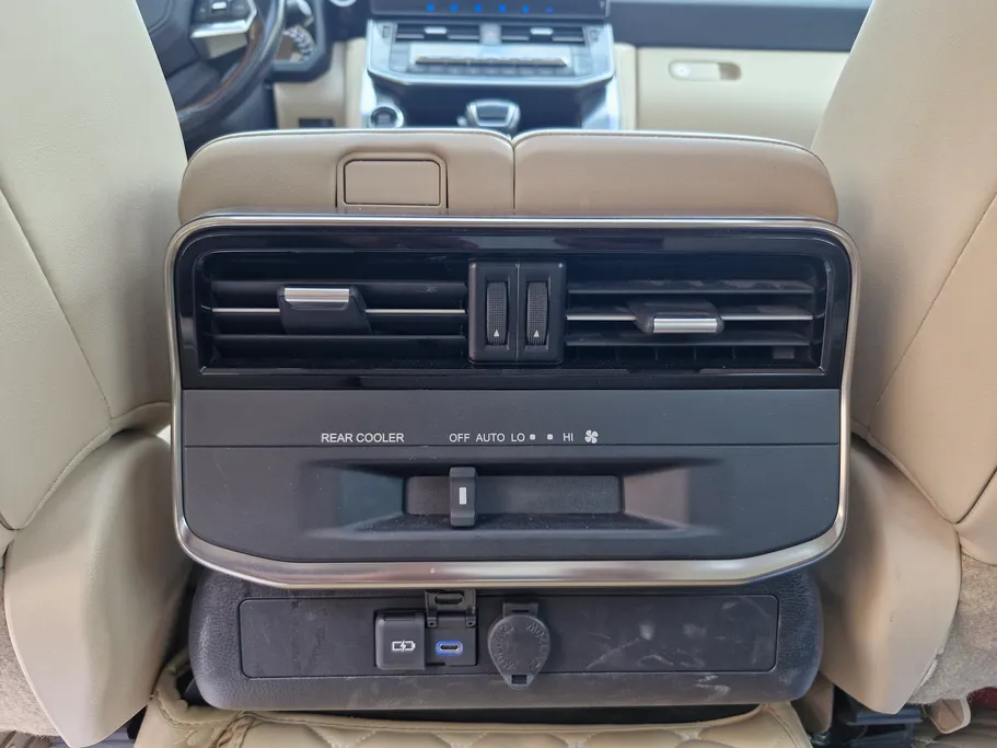 تويوتا لاندكروزر GXR4 2022 