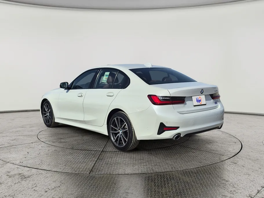 2022 BMW 3 Series 320i  