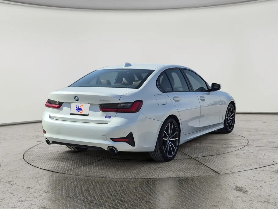 2022 BMW 3 Series 320i  