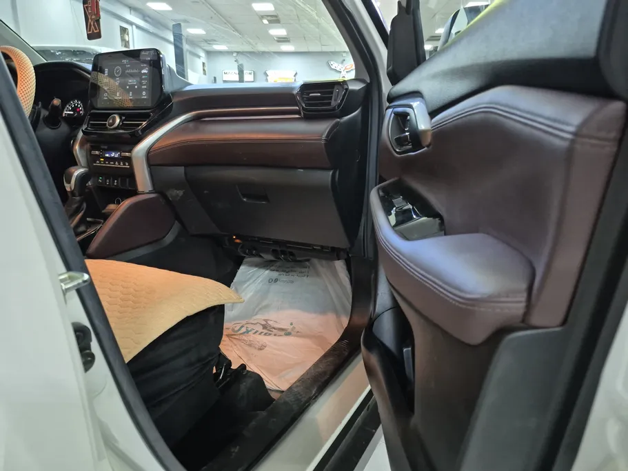 2024 Toyota Urban Cruiser GLX 