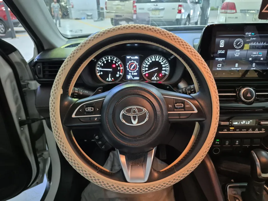 2024 Toyota Urban Cruiser GLX 