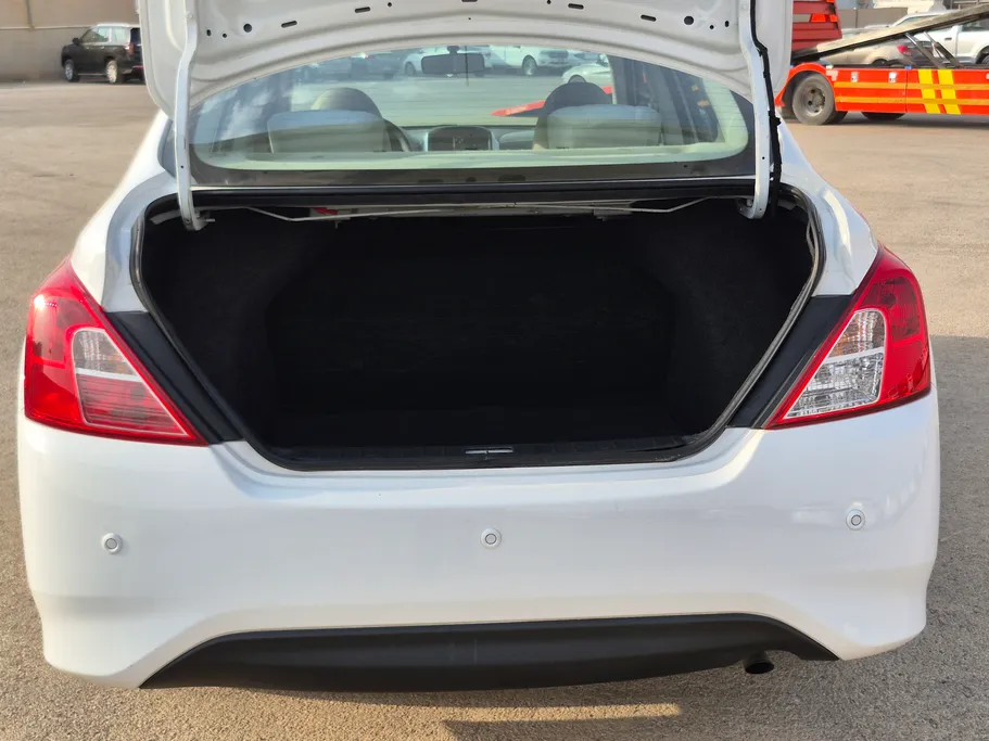 2023 Nissan Sunny SV Comfort 