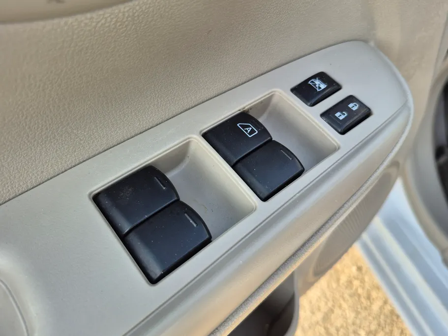 2023 Nissan Sunny SV Comfort 
