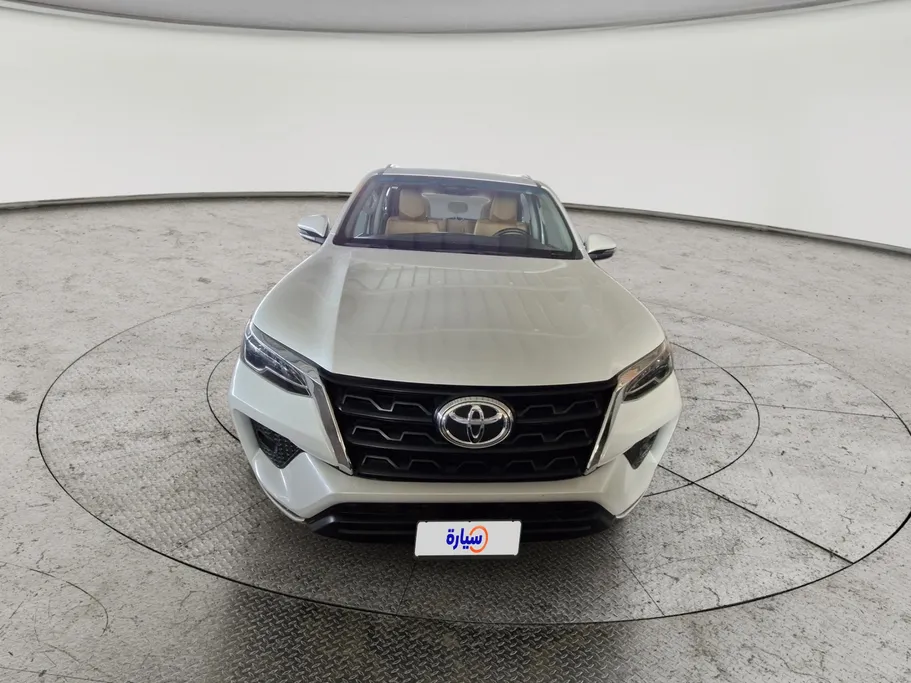 2023 Toyota Fortuner VX 