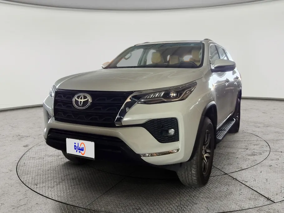 2023 Toyota Fortuner VX 
