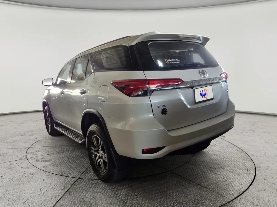 2023 Toyota Fortuner VX 