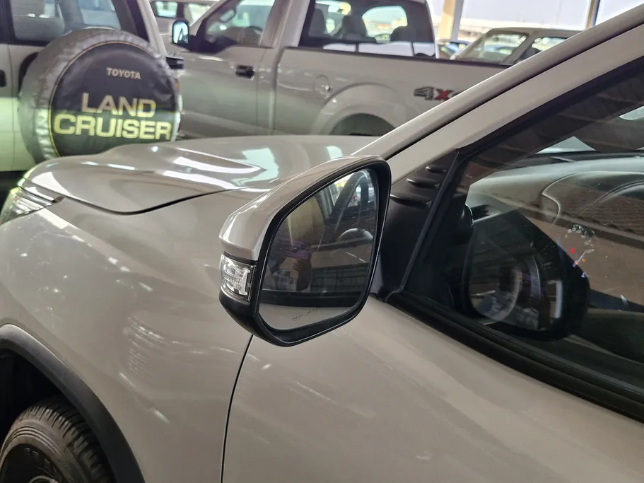 2023 Toyota Fortuner VX 