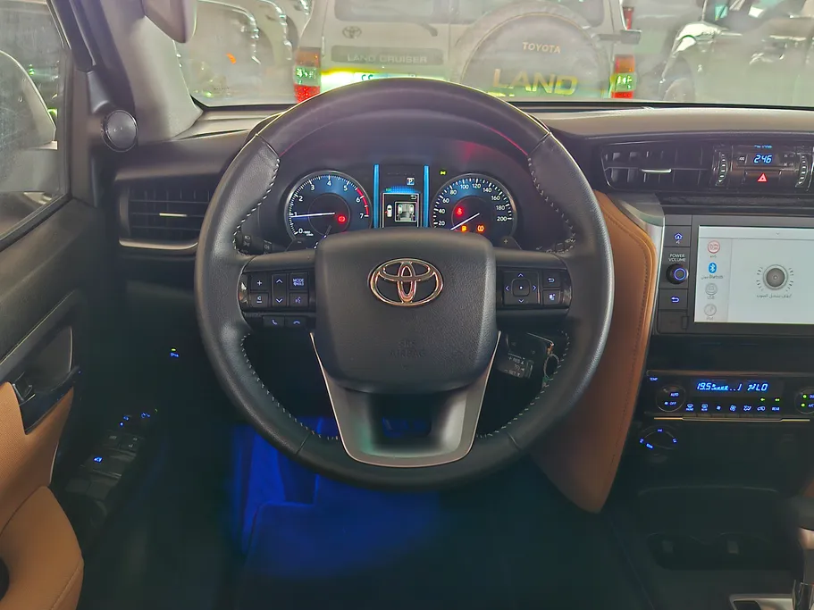 2023 Toyota Fortuner VX 