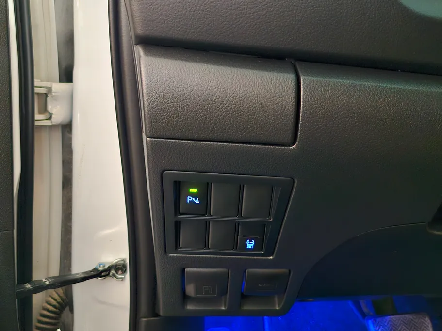 2023 Toyota Fortuner VX 