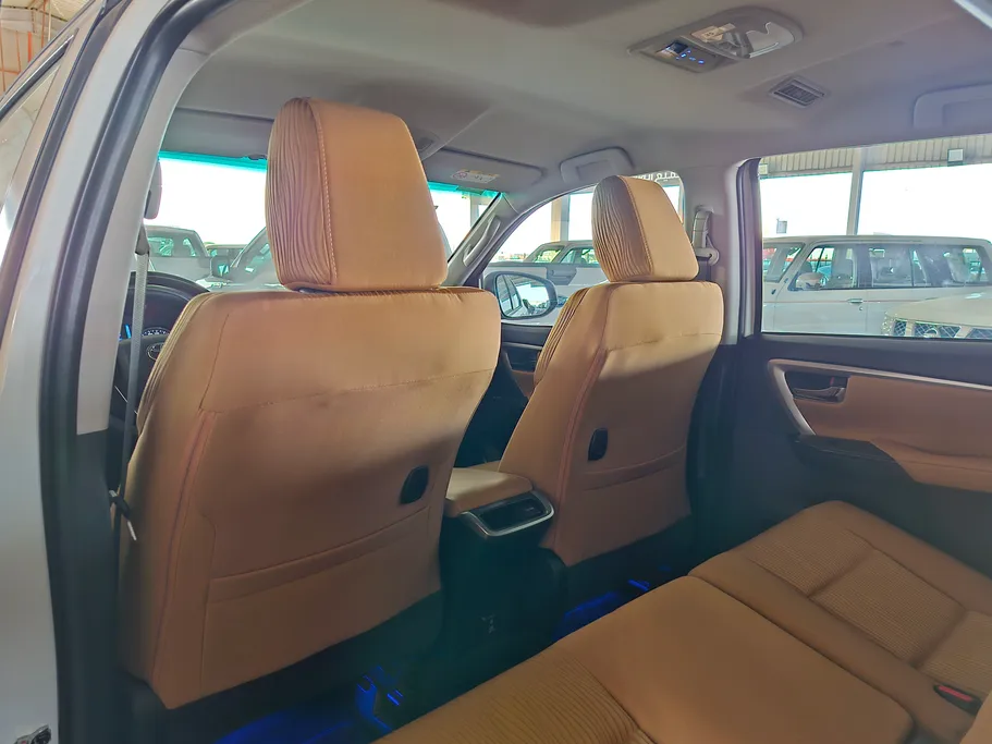 2023 Toyota Fortuner VX 