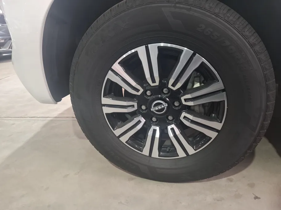 2023 Nissan Patrol SE 