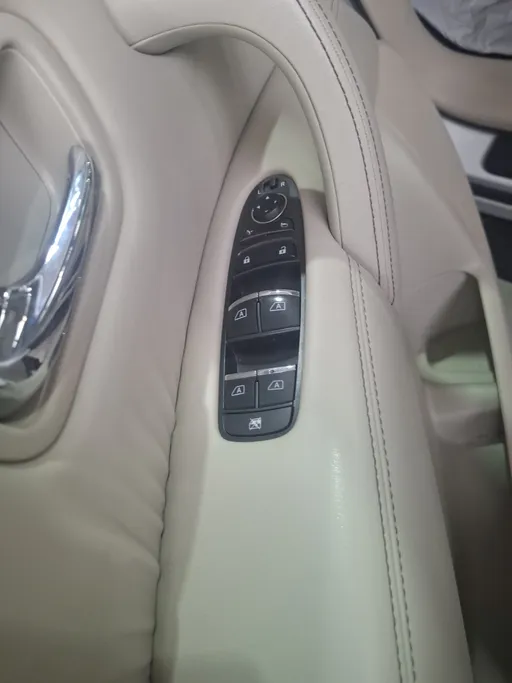 2023 Nissan Patrol SE 