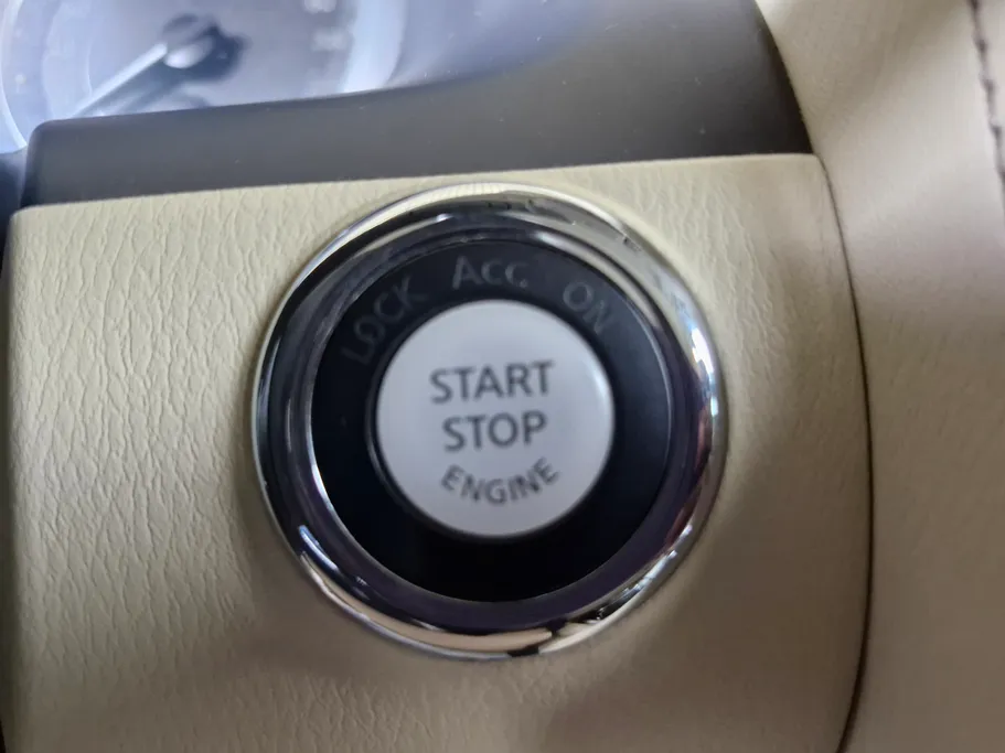 2023 Nissan Patrol SE 
